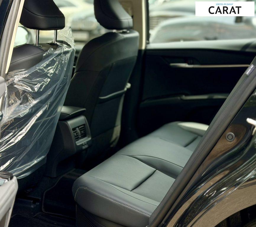 Toyota Camry 2025
