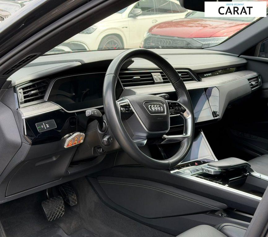 Audi e-tron 2019