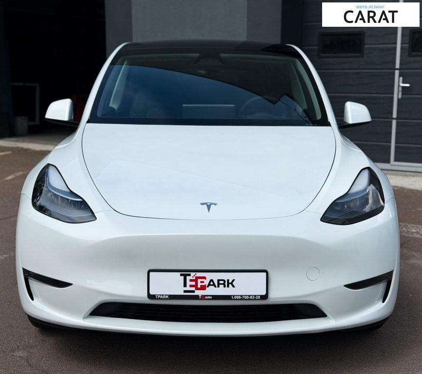 Tesla Model Y 2024