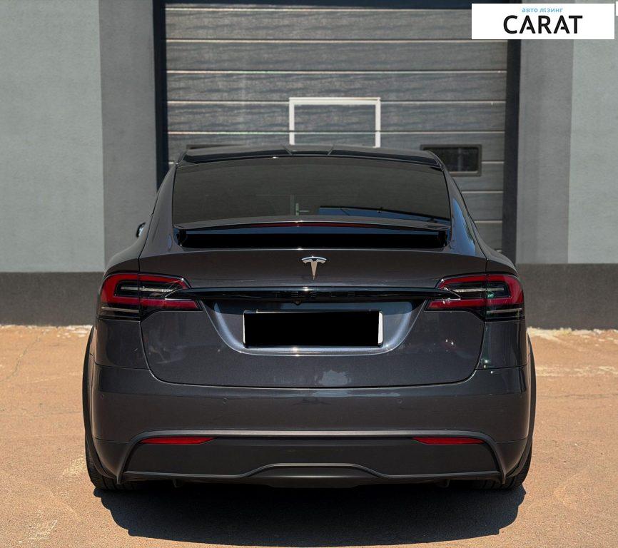 Tesla Model X 2022