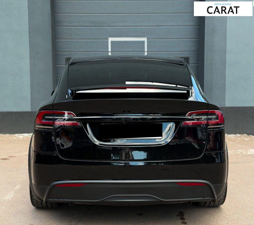 Tesla Model X 2022