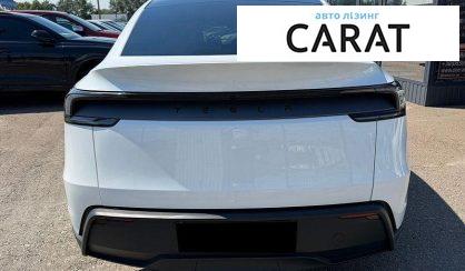 Tesla Model Y 2025