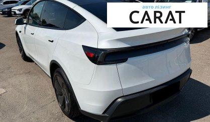 Tesla Model Y 2025