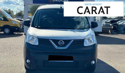 Nissan NV 2022
