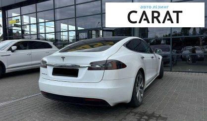 Tesla Model S 2020