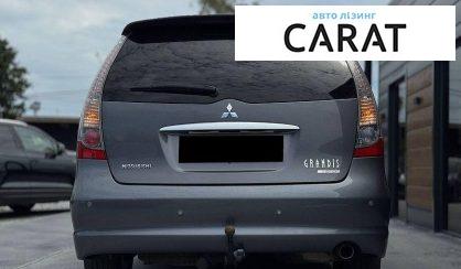 Mitsubishi Grandis 2008