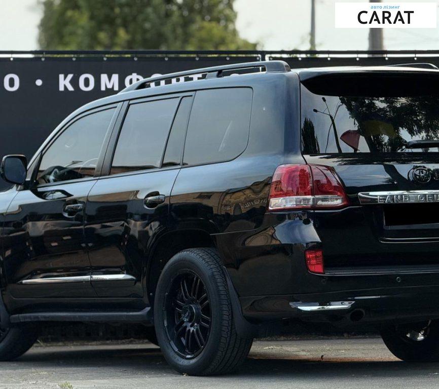Toyota Land Cruiser 2010
