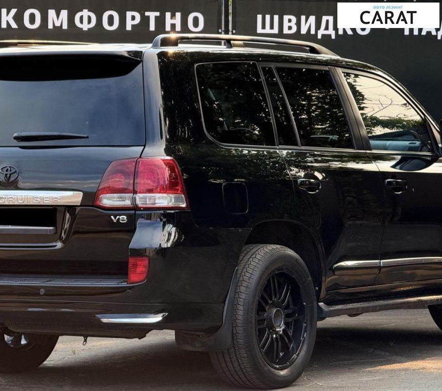 Toyota Land Cruiser 2010
