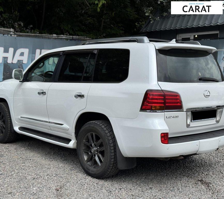 Lexus LX 2008