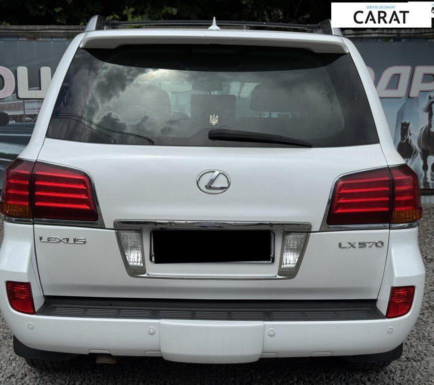 Lexus LX 2008