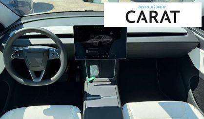 Tesla Model Y 2025
