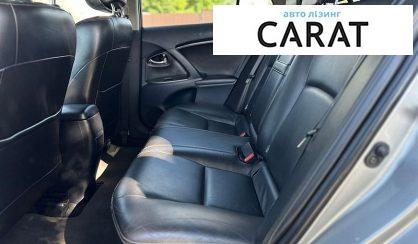 Toyota Avensis 2011