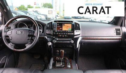 Toyota Land Cruiser 2012