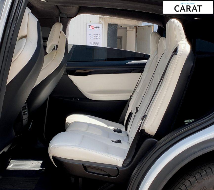 Tesla Model X 2019