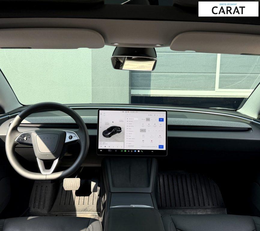 Tesla Model 3 2024