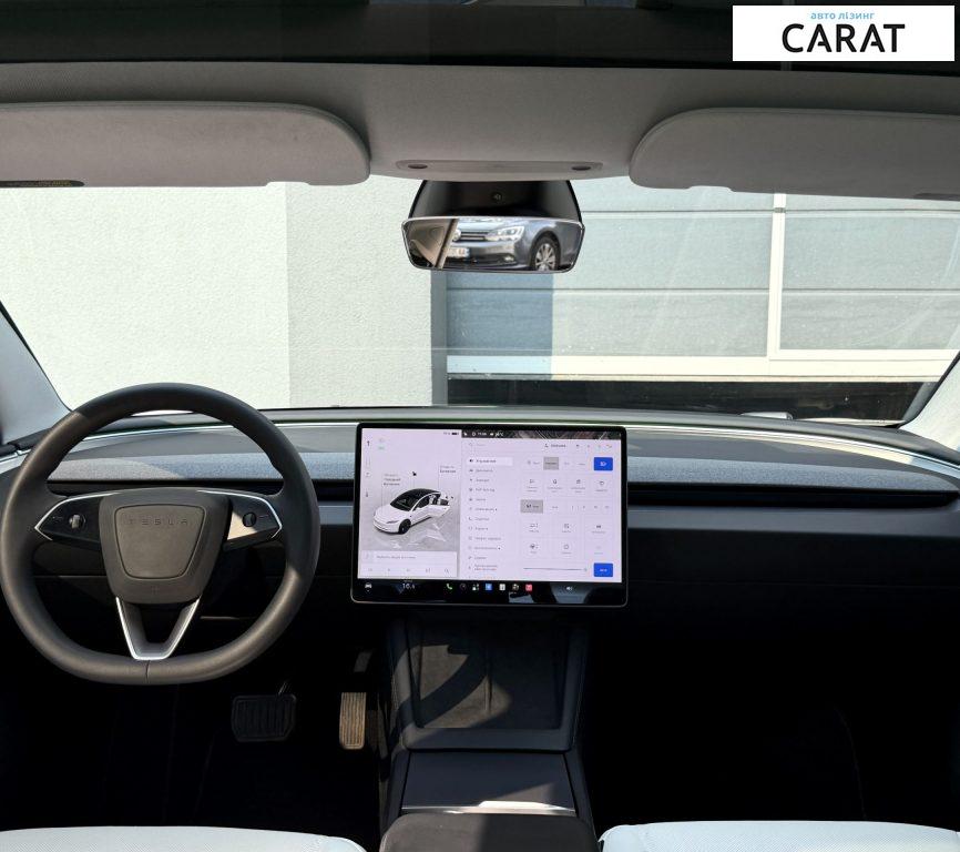 Tesla Model 3 2024