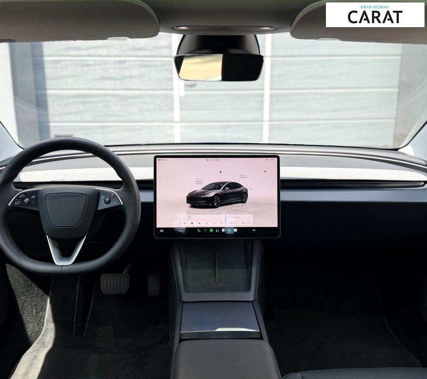 Tesla Model 3 2025