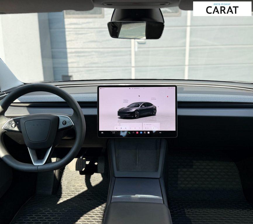 Tesla Model 3 2024
