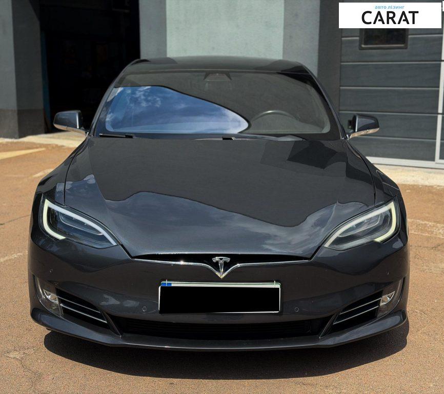 Tesla Model S 2019