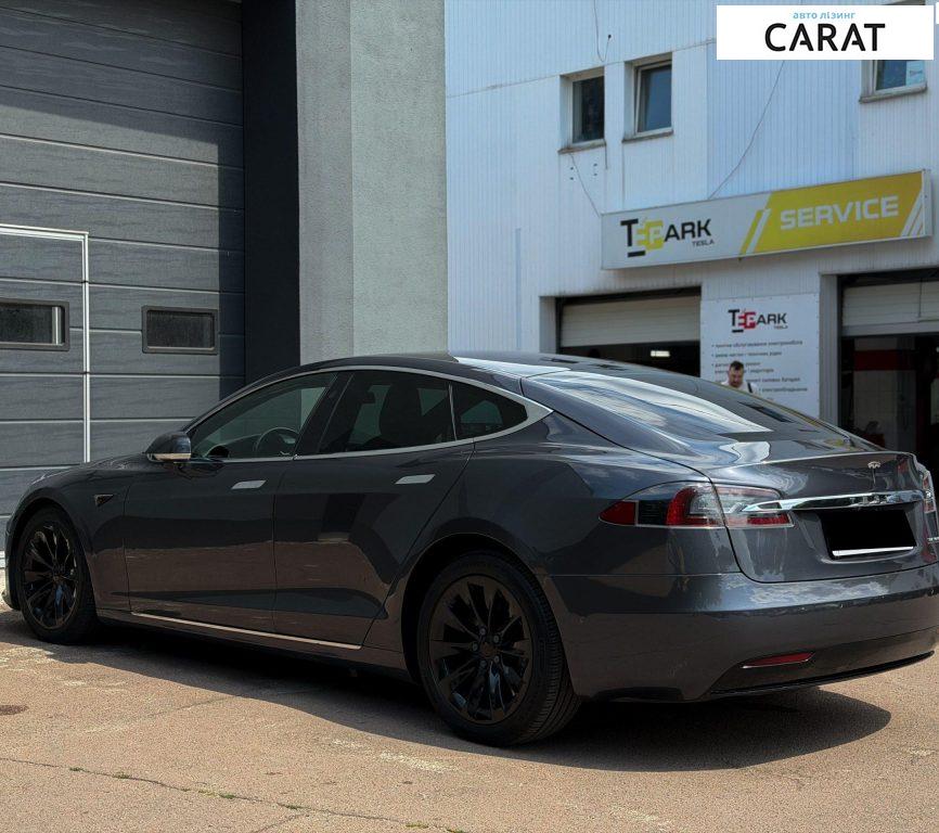 Tesla Model S 2019