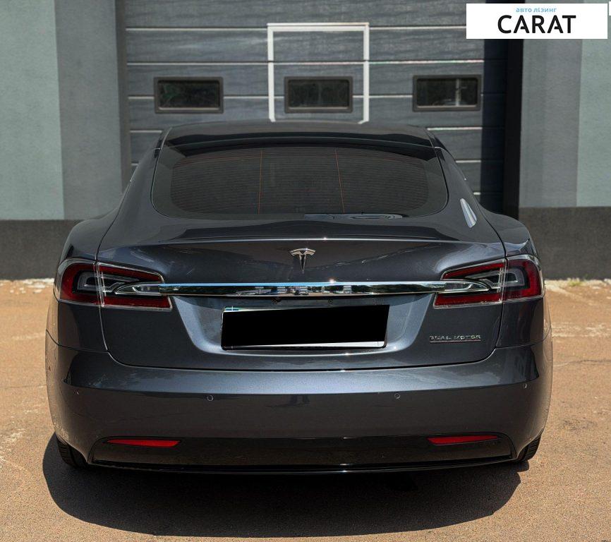 Tesla Model S 2019