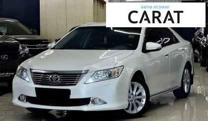 Розглянути Toyota Camry 2014 Toyota Camry 2014 - авто лізинг Carat
