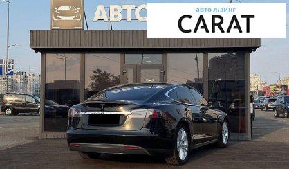 Tesla Model S 2015