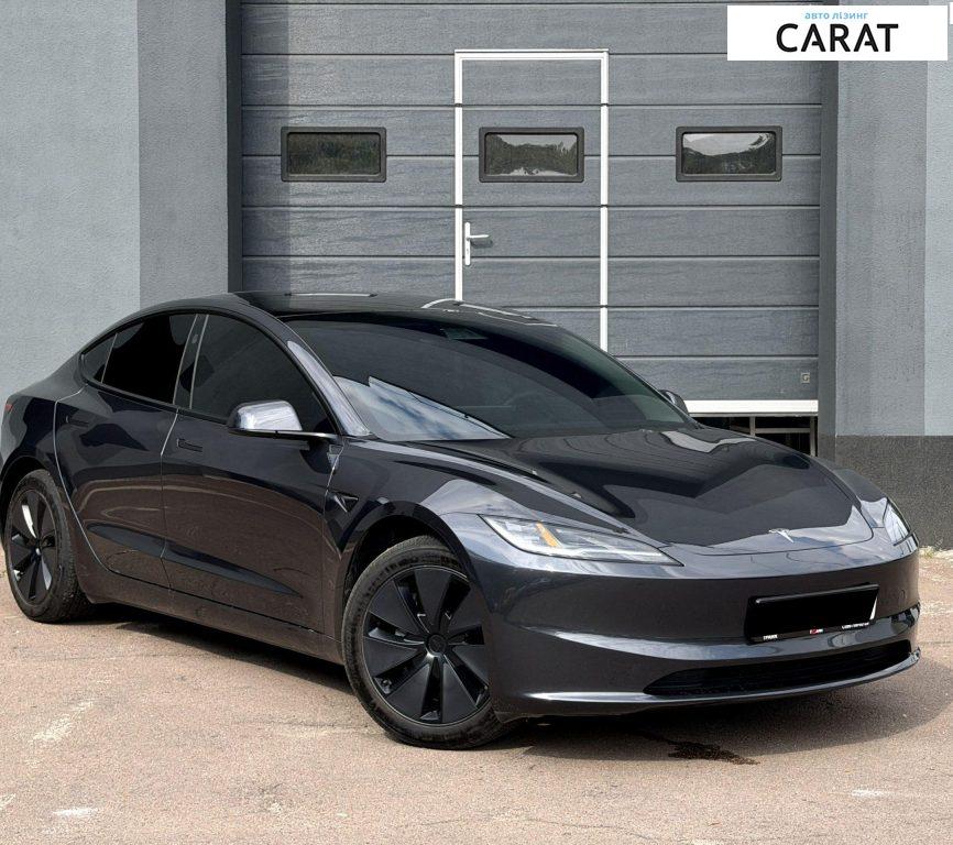 Tesla Model 3 2024
