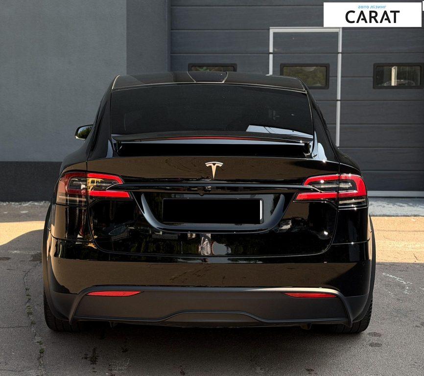Tesla Model X 2022