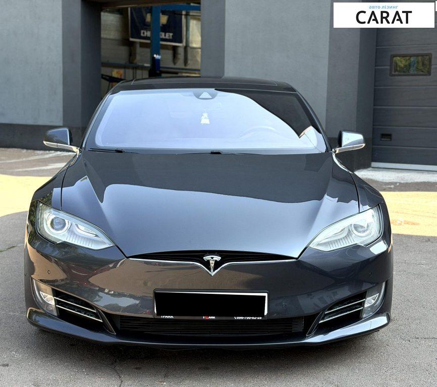 Tesla Model S 2015
