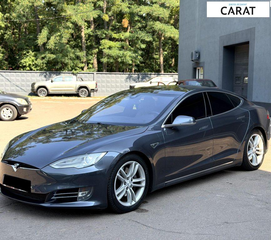 Tesla Model S 2015
