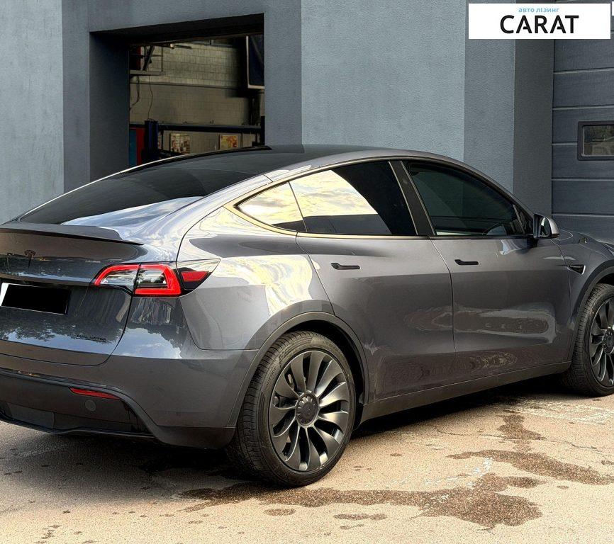 Tesla Model Y 2023