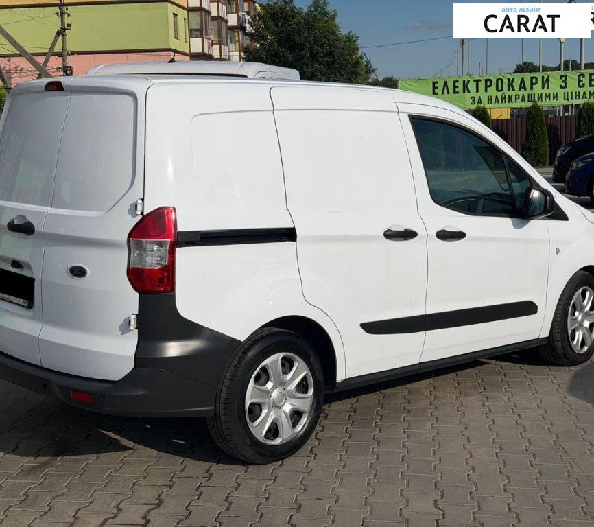 Ford Transit Courier 2022
