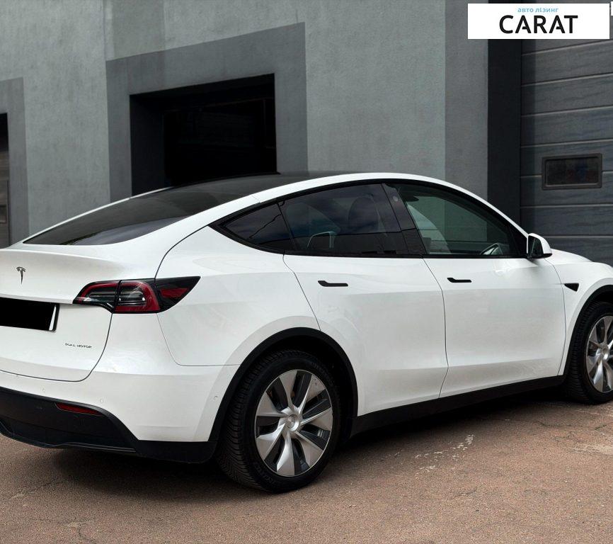 Tesla Model Y 2022