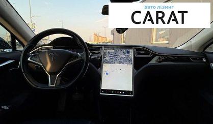 Tesla Model S 2015