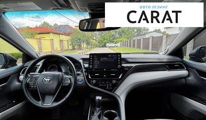 Toyota Camry 2021