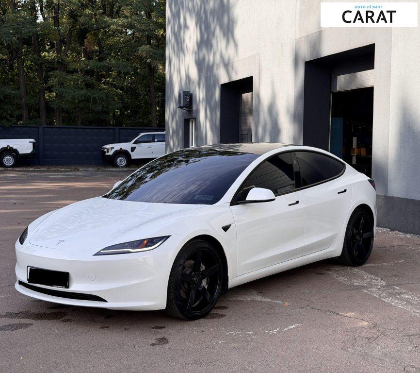 Tesla Model 3 2024