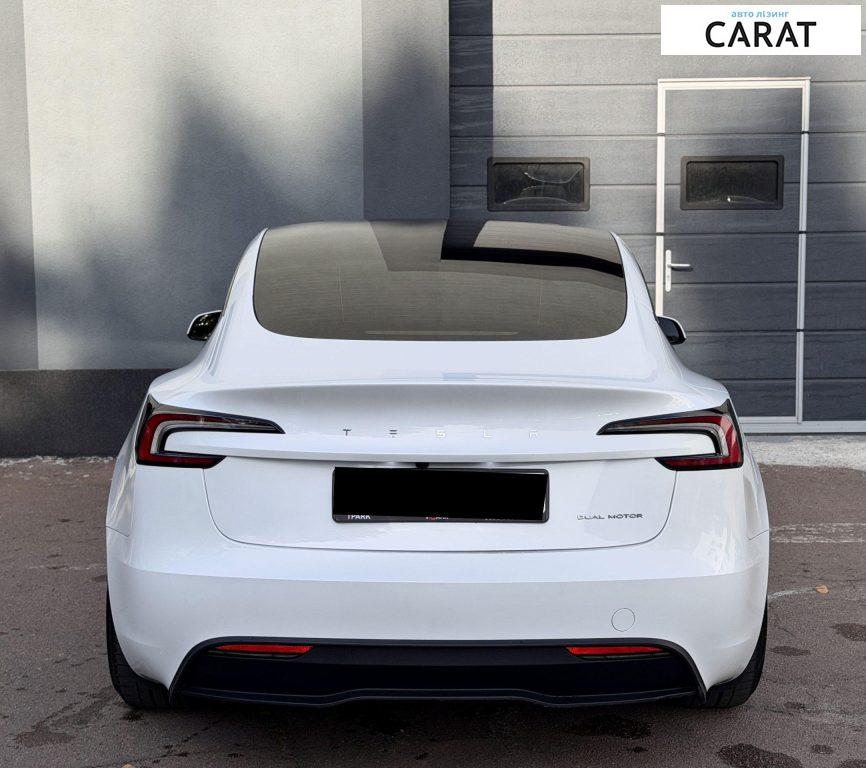 Tesla Model 3 2024