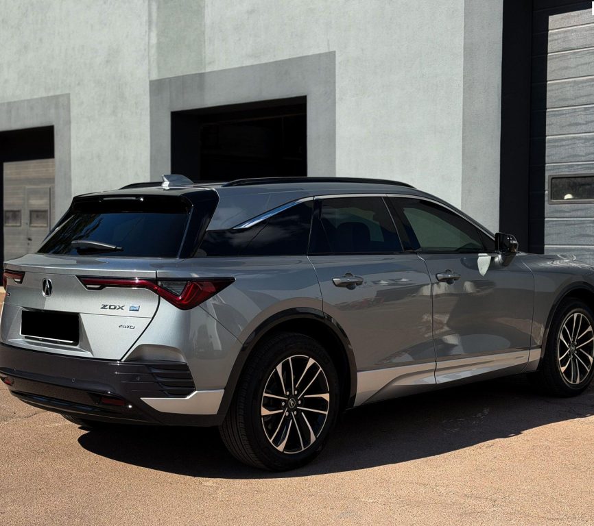 Acura ZDX 2024