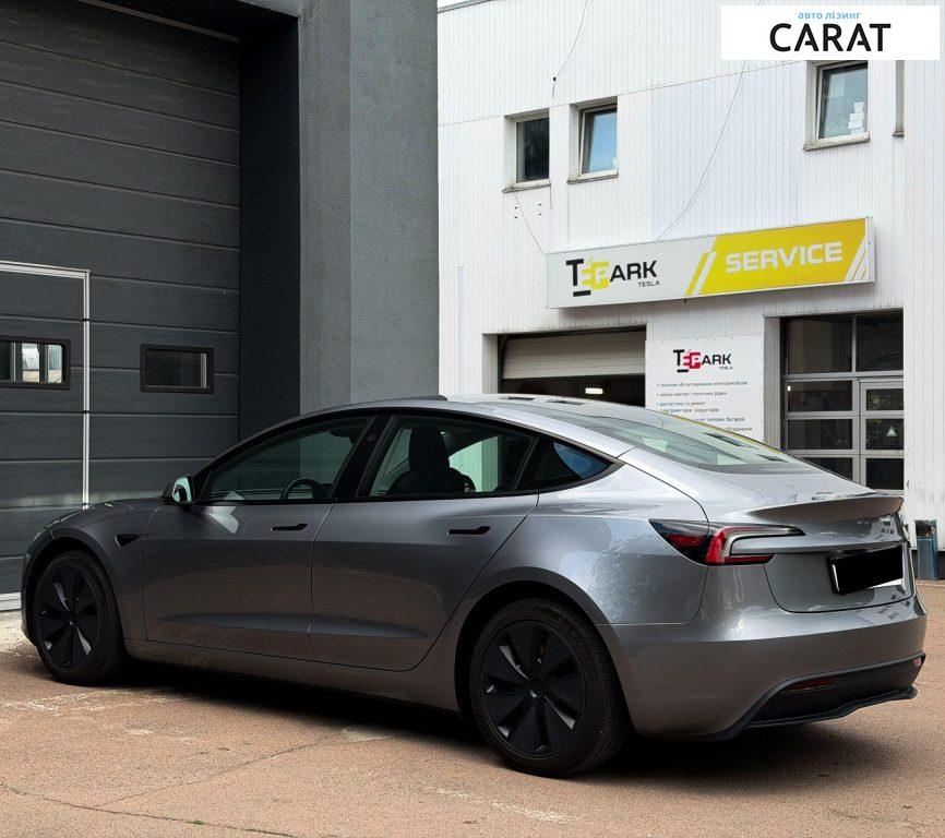 Tesla Model 3 2025