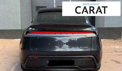 Tesla Model Y 2025