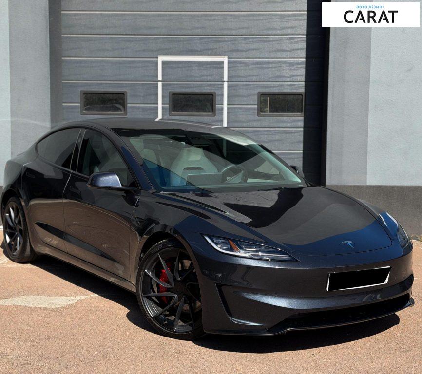 Tesla Model 3 2024
