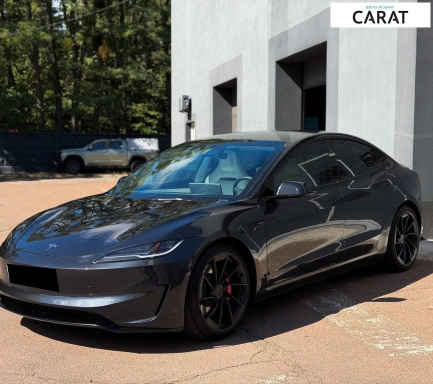 Tesla Model 3 2024