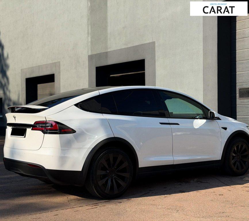 Tesla Model X 2022
