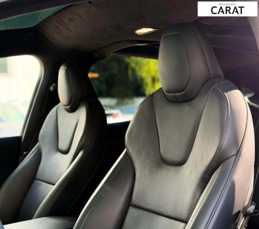 Tesla Model X 2022