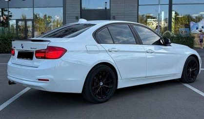 BMW 3 Series 2017