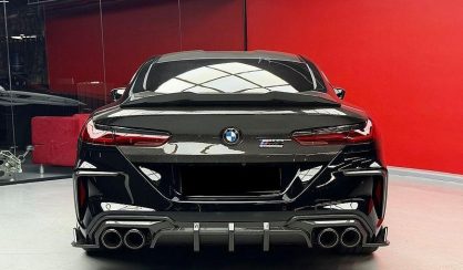 BMW M8 2023