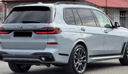 BMW X7 2025