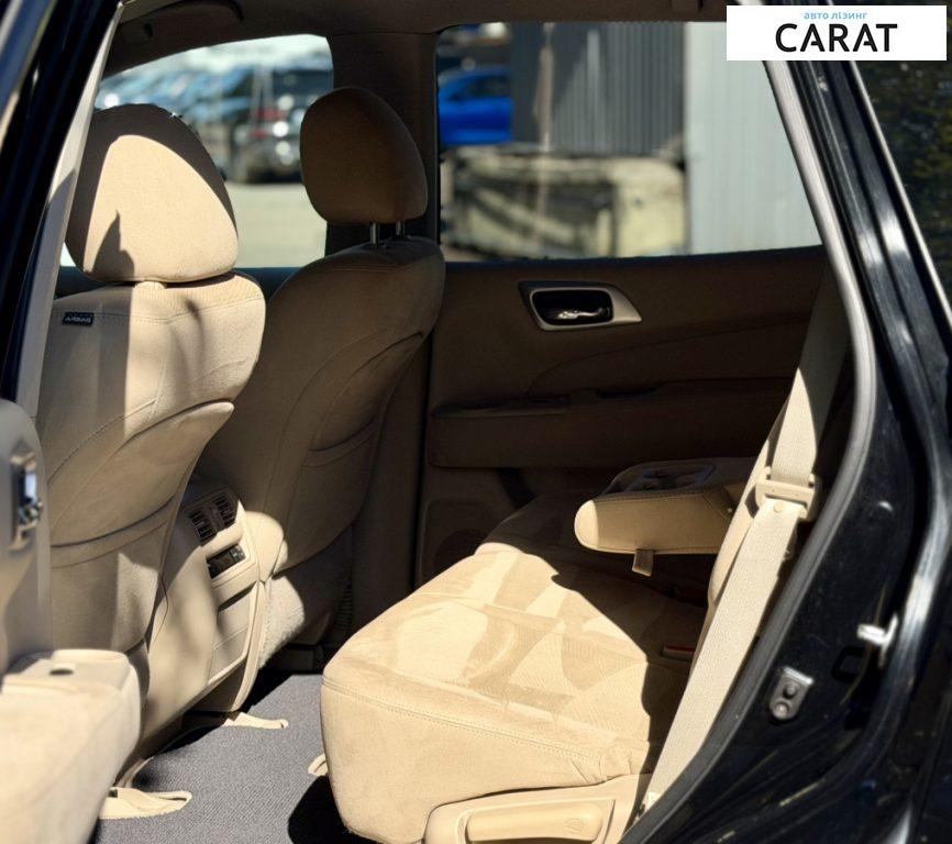 Nissan Pathfinder 2013