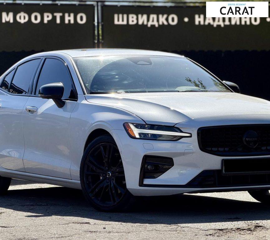 Volvo S60 2023